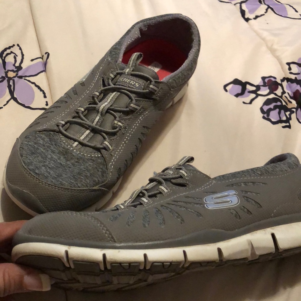 Skechers